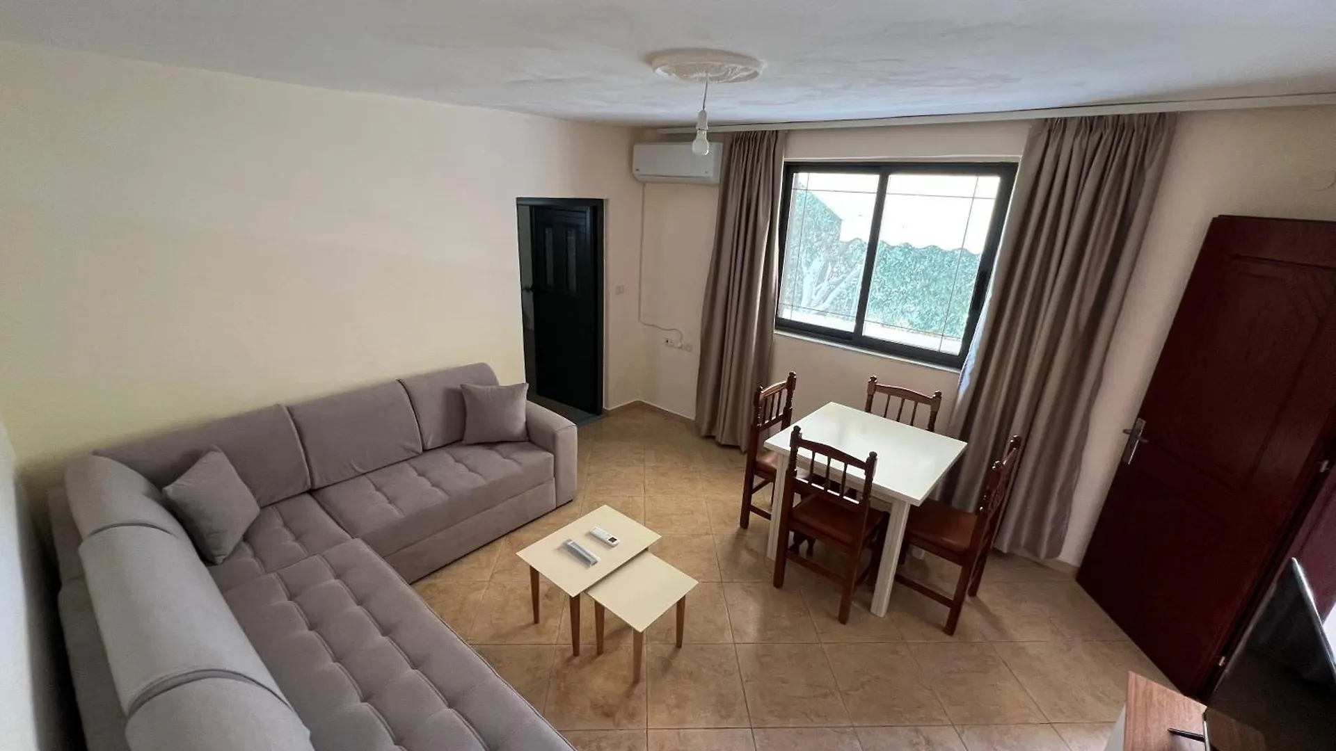 Villa Bebi Sarandë 0*,  Albánie